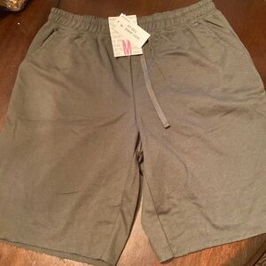 NWT LuLaRoe medium Jamie shorts
